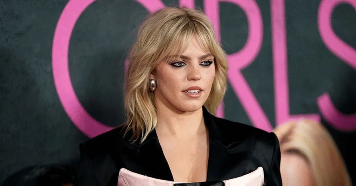 renee rapp height (2)